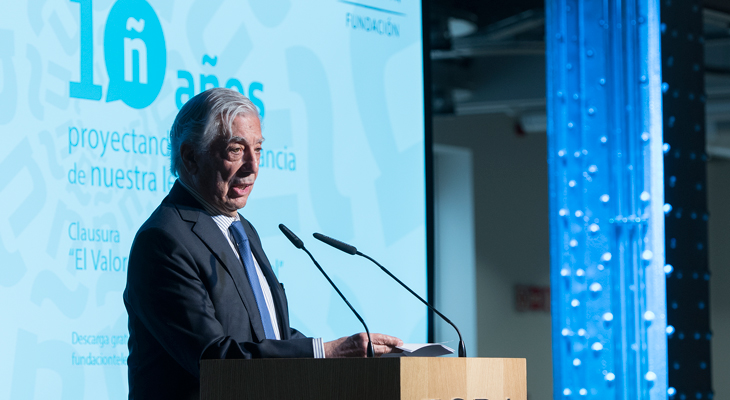 VEE-Vargas-Llosa
